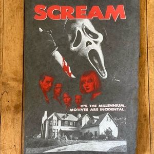 Scream movie graphic tee